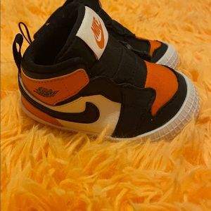 Infant nike 1s